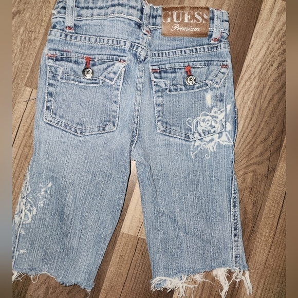 Guess Long Length Denim Red White Blue Distressed Shorts Size 5 - Picture 4 of 6